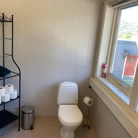Hostal Family Room With Shared Spaces Vennesla
