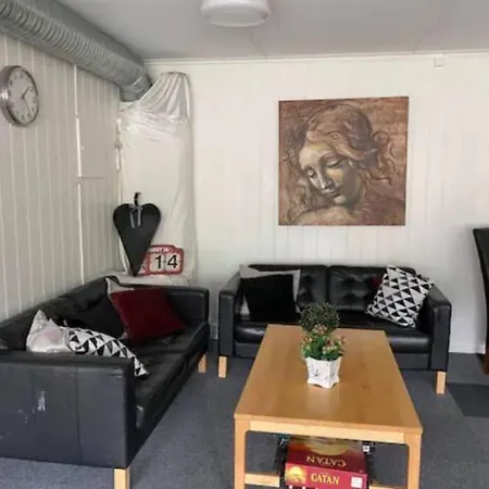 Hostal Family Room With Shared Spaces *